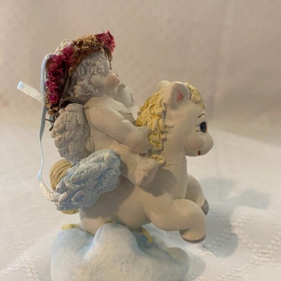 Vintage 1996 Dreamsicles Club CD005 "Free Spirit" Cherub Figurine - Picture 3 of 10